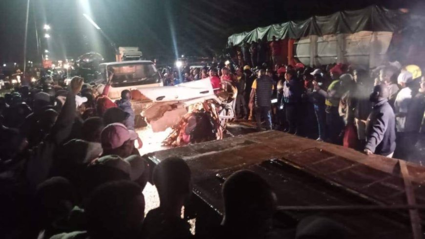 PHOTOS: Six people dead as a Toyota Probox collides head on with a truck in Kericho.